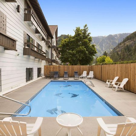Howard Johnson By Wyndham Leavenworth Exterior photo